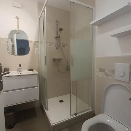 Διαμέρισμα Face A La En Premiere Ligne Pour 6 Personnes Avec Menage Linge Et Wifi *