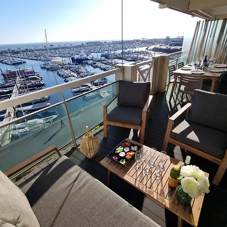 Appartement Face A La En Premiere Ligne Pour 6 Personnes Avec Menage Linge Et Wifi Arcachon