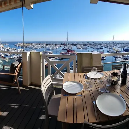 Face A La En Premiere Ligne Pour 6 Personnes Avec Menage Linge Et Wifi * Αρασόν