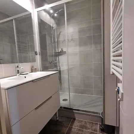Apartman Face A La En Premiere Ligne Pour 6 Personnes Avec Menage Linge Et Wifi *