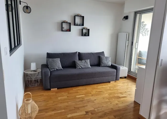 Face A La En Premiere Ligne Pour 6 Personnes Avec Menage Linge Et Wifi