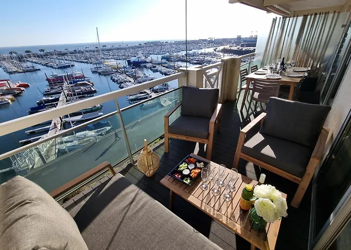 アパート Face A La En Premiere Ligne Pour 6 Personnes Avec Menage Linge Et Wifi アルカション